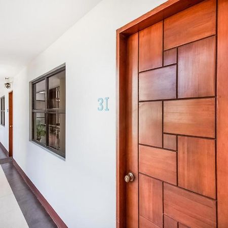 Mca Suites By Hiverooms Cebu Buitenkant foto